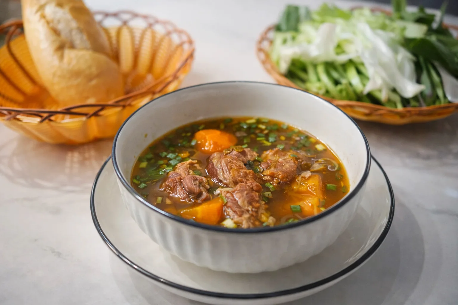 Bò kho ngon tại Bảo Lộc, phở lẩu Lưu gia